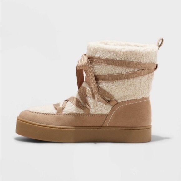 NWT - Universal Thread Birgitte Taupe Winter Boots - Size 11 - Picture 2 of 12